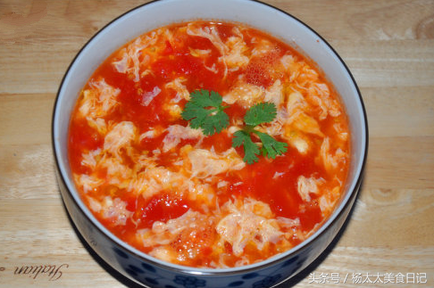 图片[1]-西红柿鸡蛋汤更美味——只需加一调料-起舞食谱网