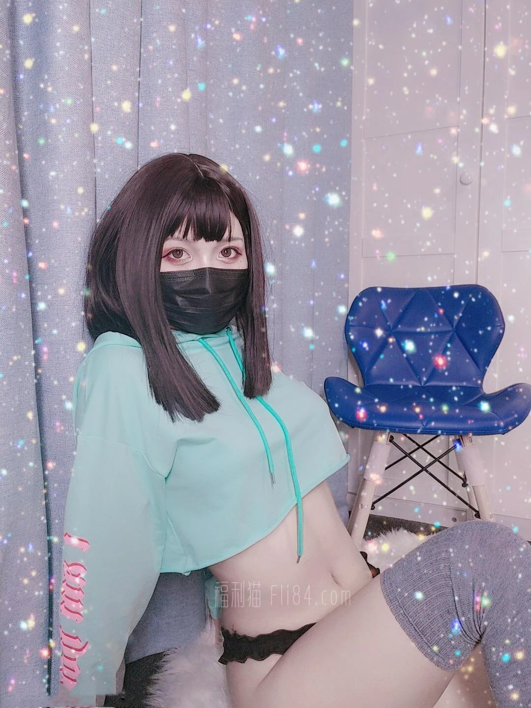 【白袜袜格罗吖】黑色丁字裤[70p]