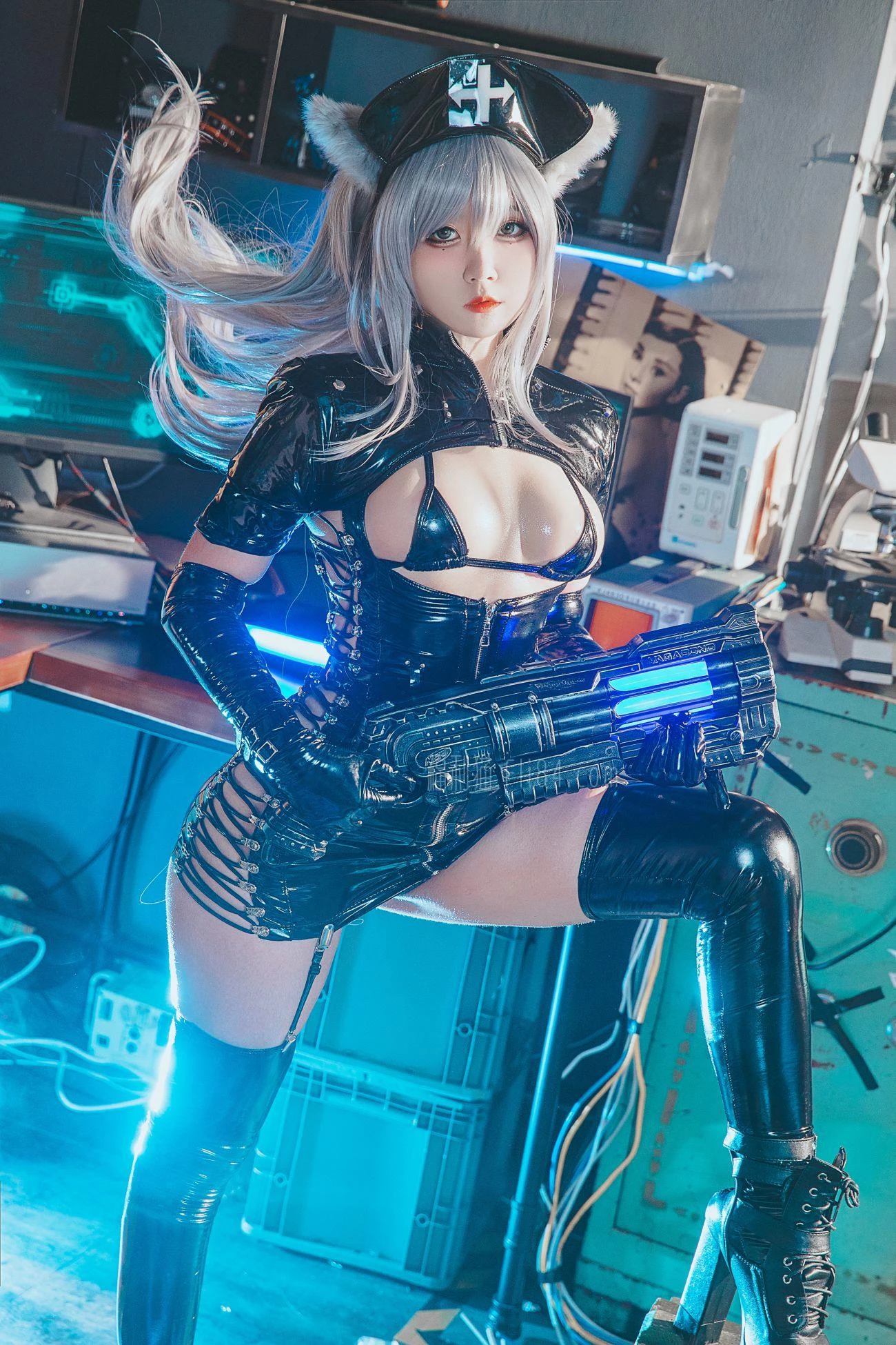 【短腿铲屎官小马】 黑暗护士 [18P]