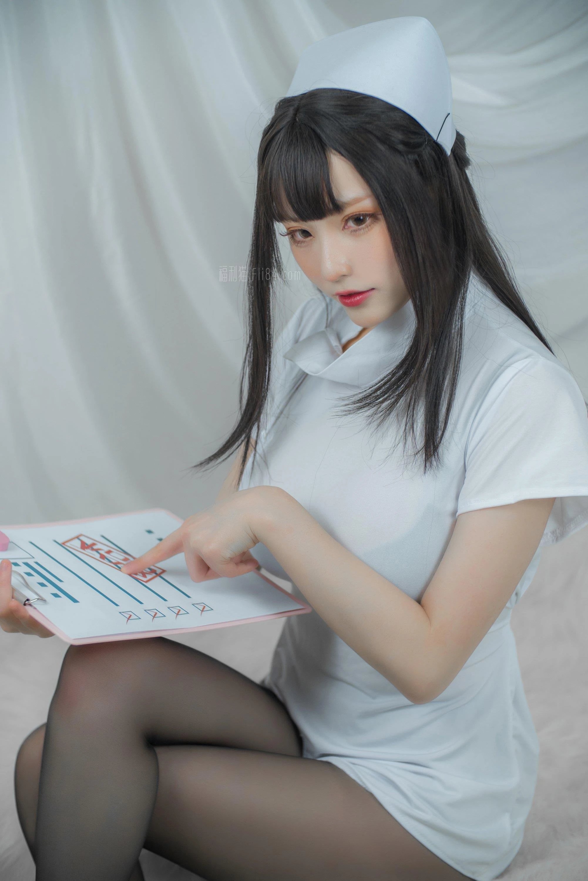 福利姬 起司块wii《白色护士》[61p]