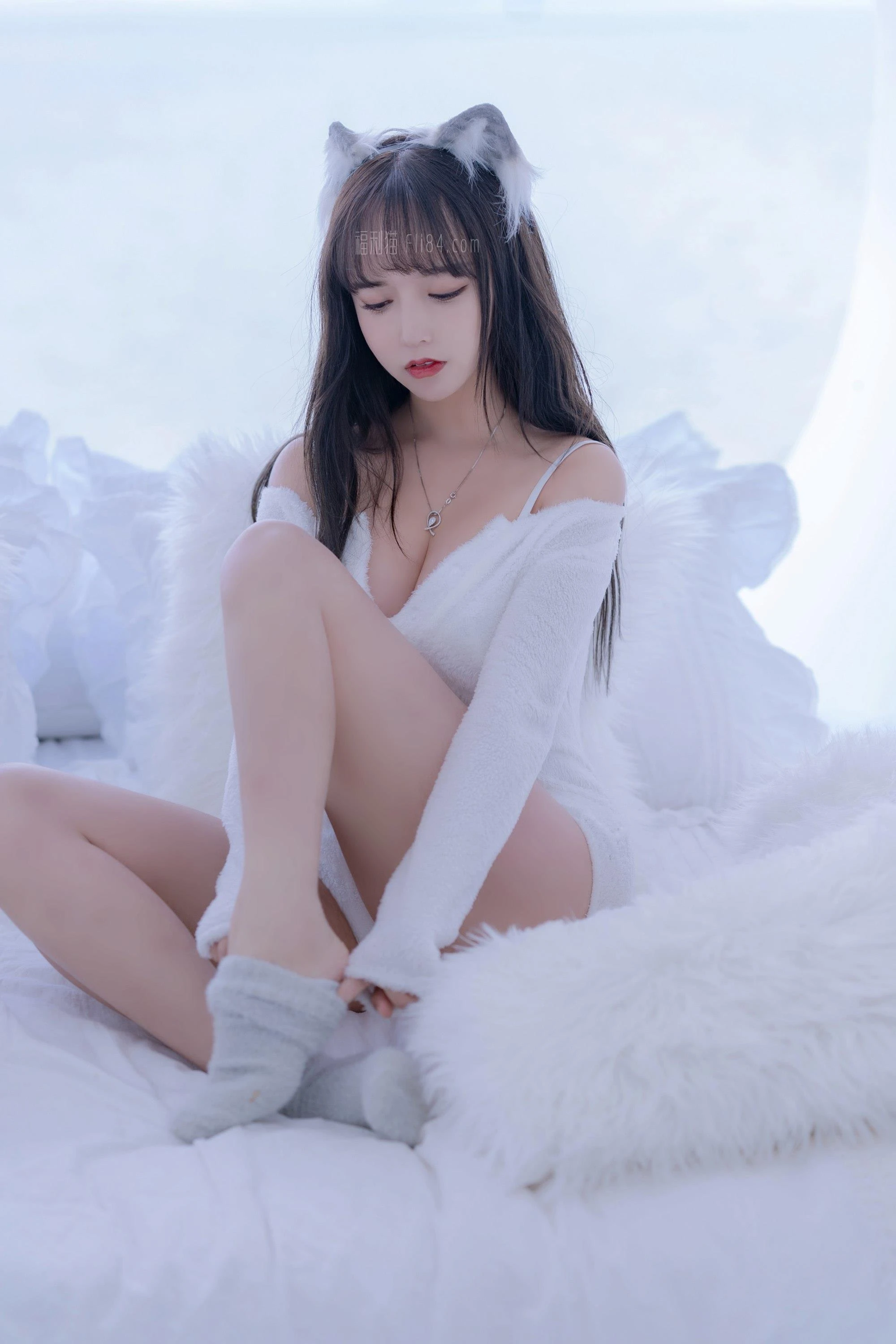 过期米线线喵 《小狼》[61p]