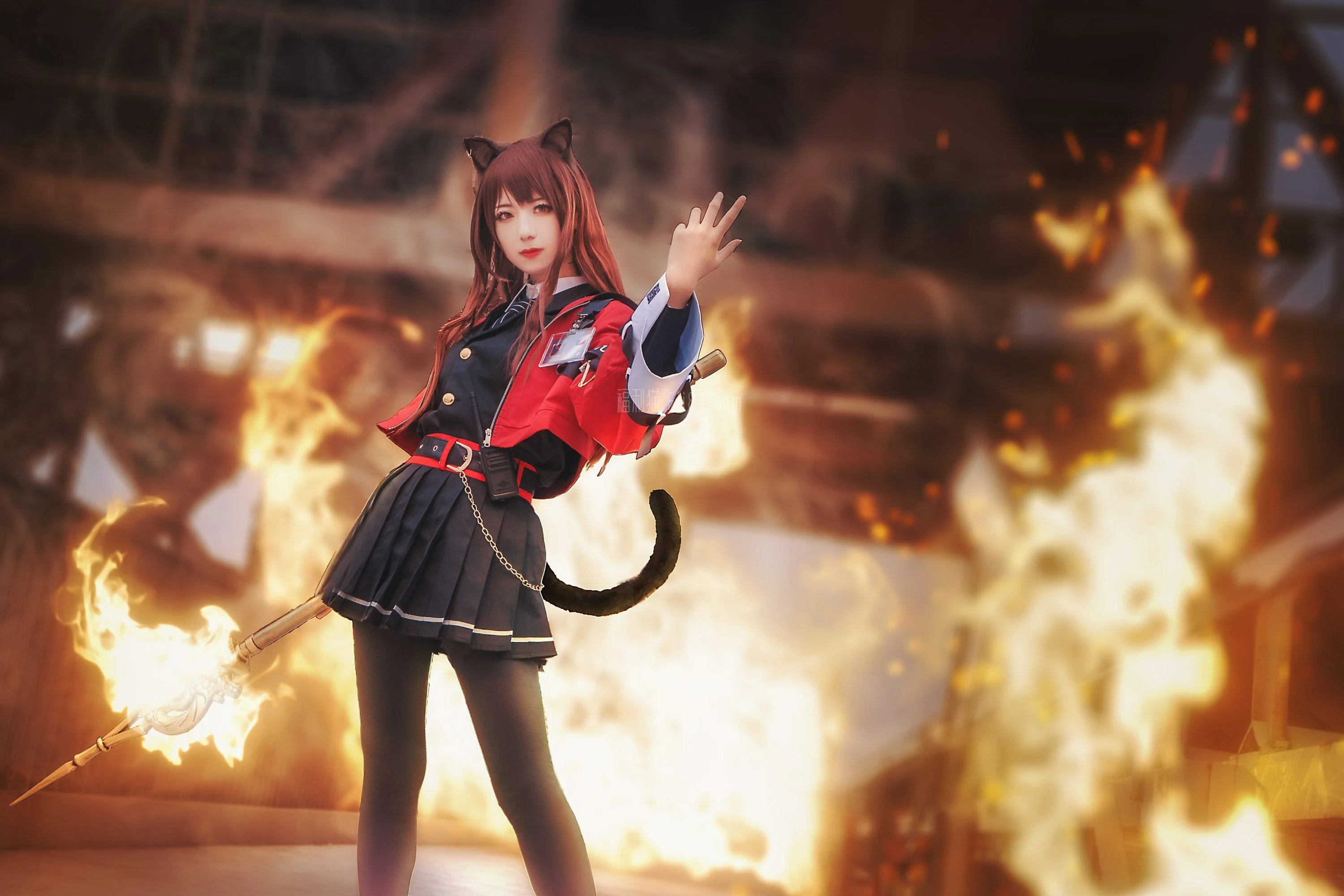 弥音音《明日方舟 天火》[17p]