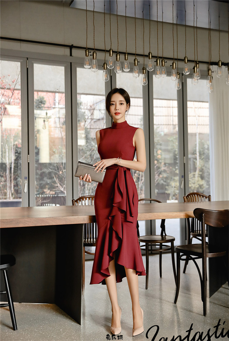 孙允珠：美酒枣红佛拉明哥曼妙无袖裙