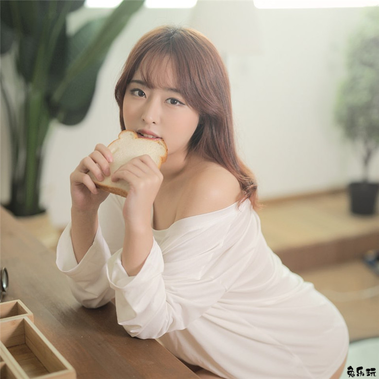 可甜可性感！韩国游戏主播하느르Hanuru颜值太高你不得不服！