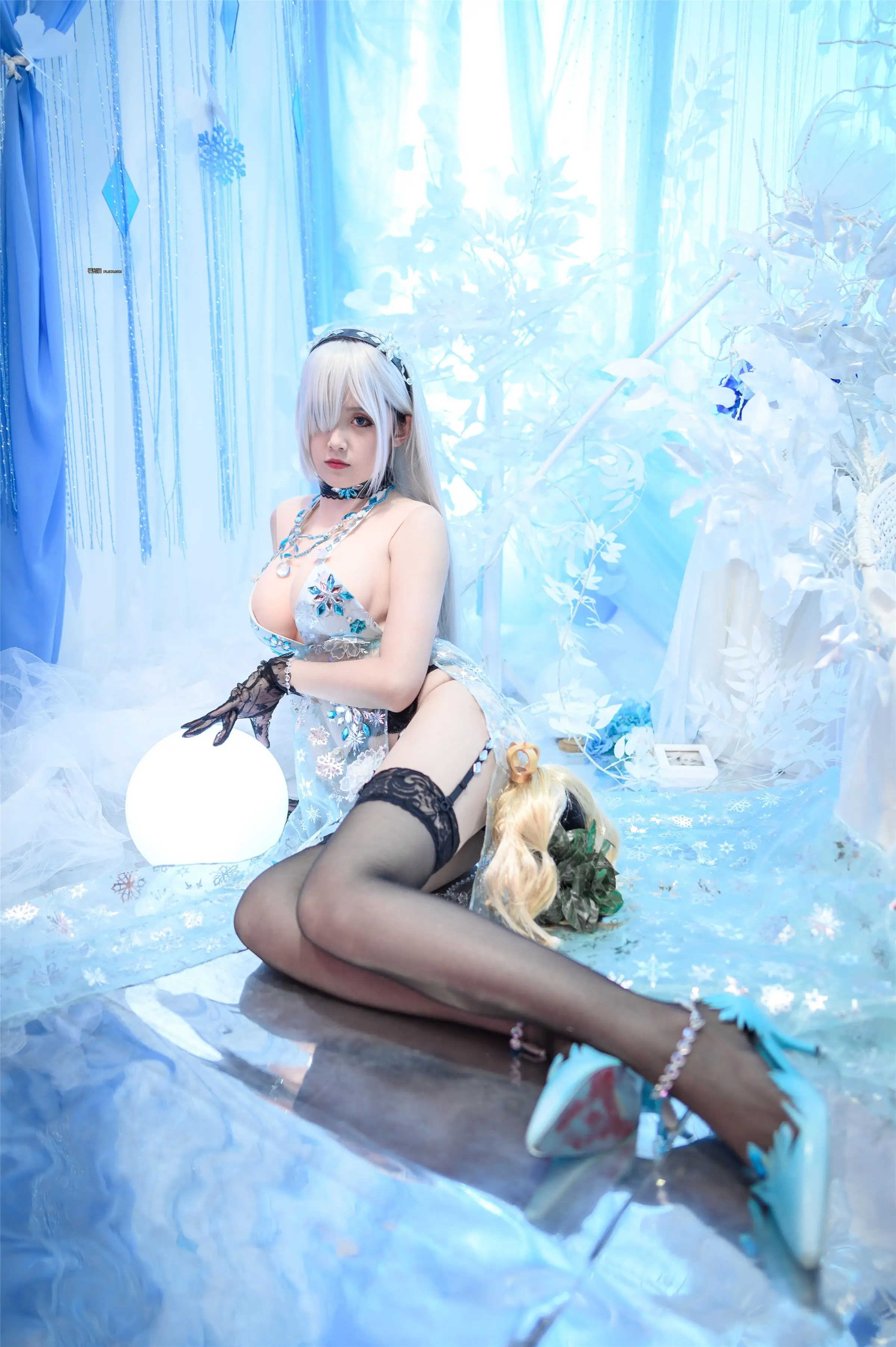 福利姬 秋楚楚Akisoso《女皇》【34P】无水印