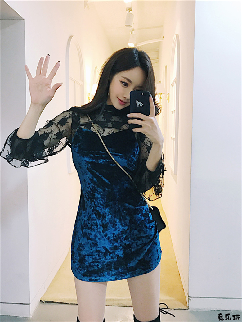 孙允珠：真丝透视珠光蔷薇公主吊带裙