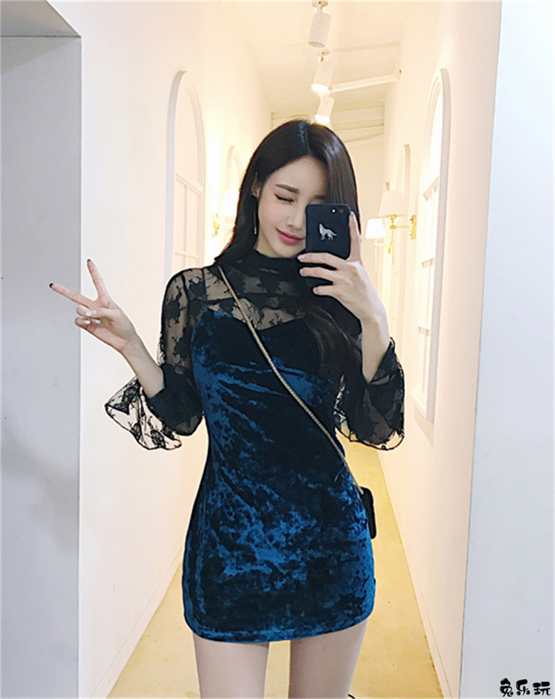 孙允珠：真丝透视珠光蔷薇公主吊带裙