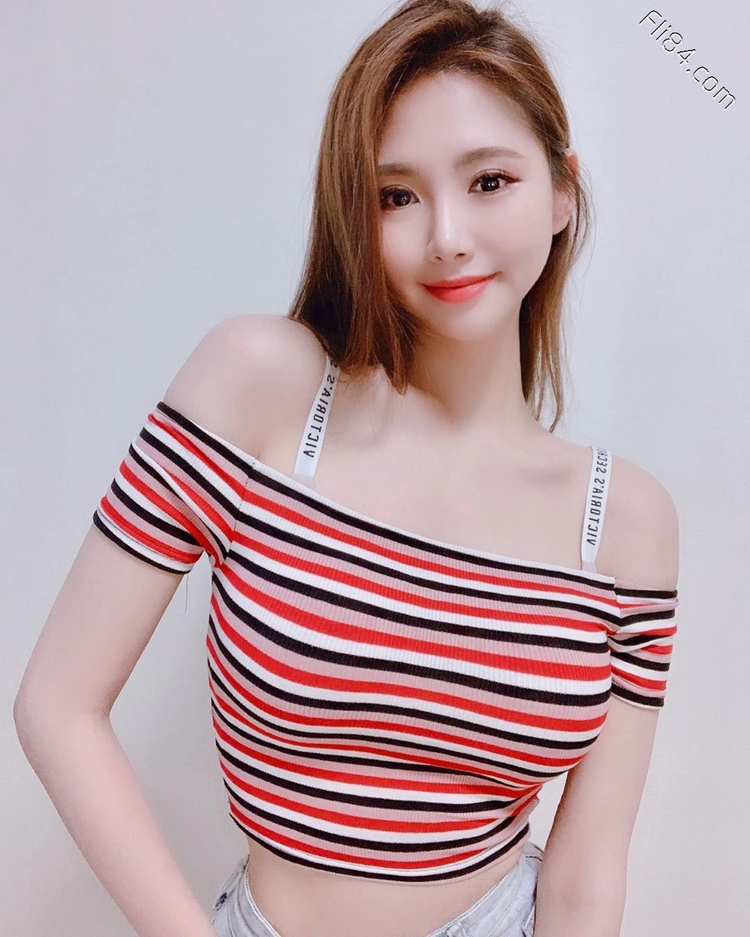韩国巨乳妹子“mermaidvivi”身材太犯规,简直真人版芭比娃娃 - 全文 妹子图 热图47 韩国巨乳妹子“mermaidvivi”身材太犯规,简直真人版芭比娃娃 - 全文 妹子图 热图47