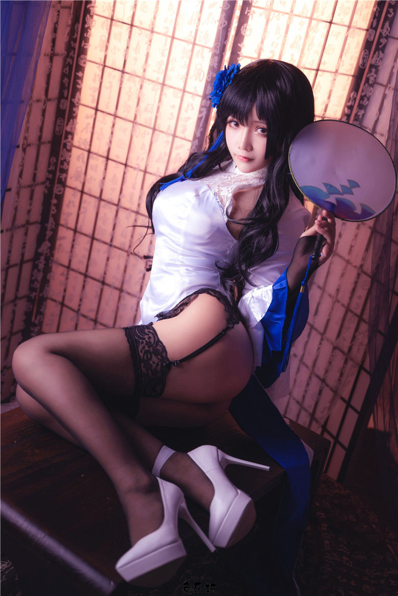 抱走莫子aa写真作品图包合集丨玉玲珑