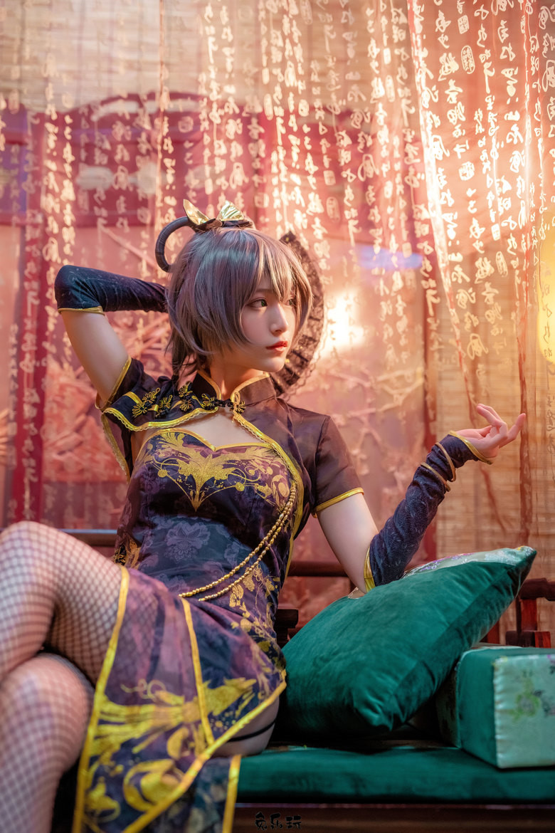 【COS】微博铁板烧鬼舞w作品合集之洛天依