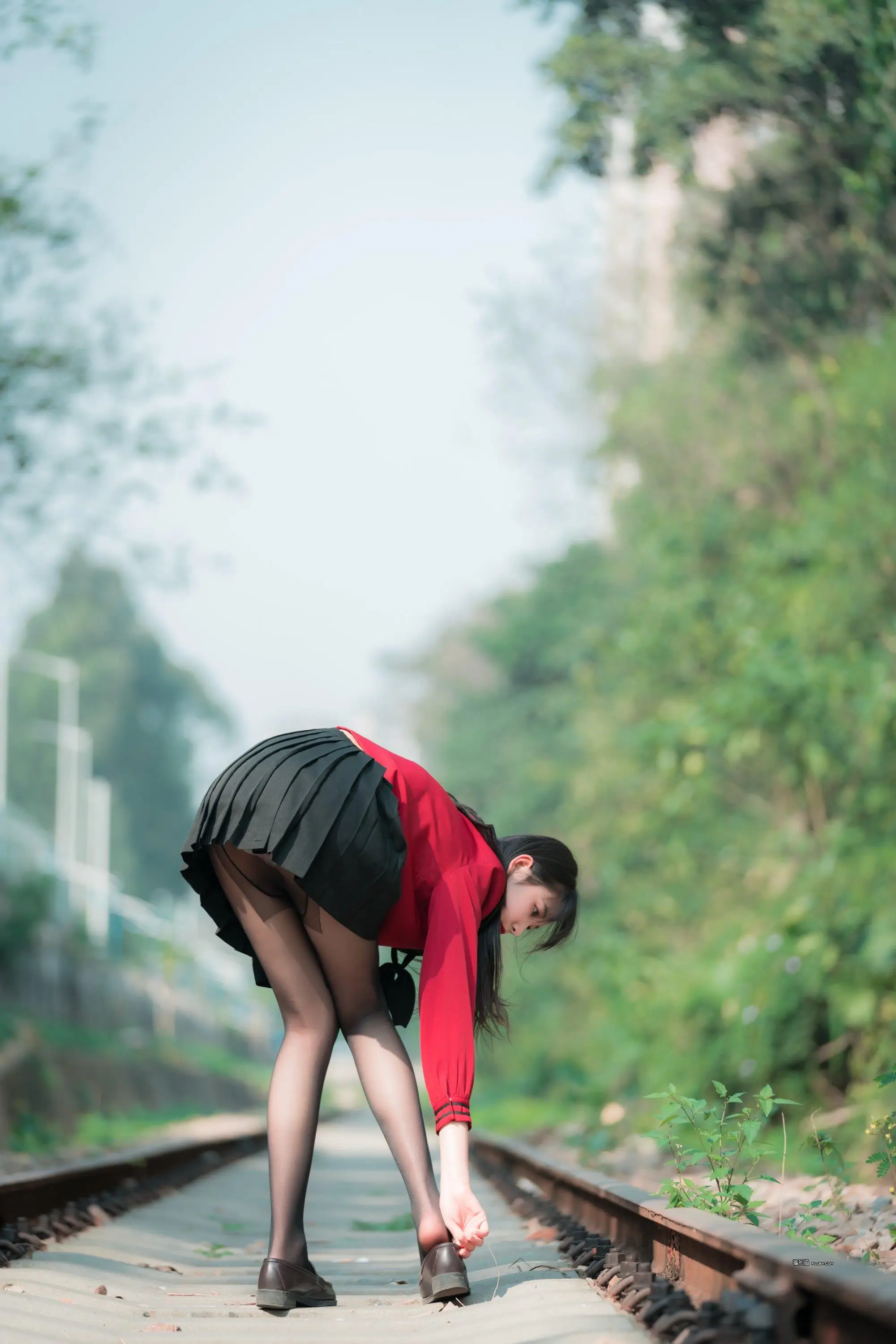 【西瓜少女系列】 VOL.001铁轨成片【45P】